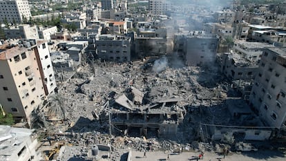 Aftermath of Israeli strikes in the central Gaza Strip