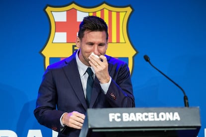 Messi llora en su adiós del Barcelona.