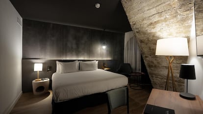 Habitación del hotel Tayko Bilbao, en el Casco Viejo de la ciudad.