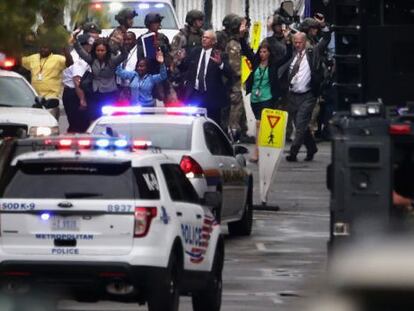 Imagen de los alrededores del tiroteo que mató a 12 personas en septiembre de 2013 en el edificio de la Armada en Washington.