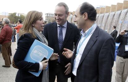 Los ponentes de los nuevos estatutos fueron Alicia Sánchez Camacho, Alberto Fabra e Ignacio Diego.