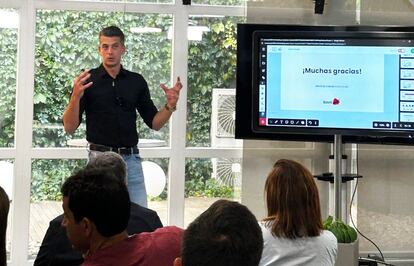 CEO de Estetical, durante su presentación en el evento de Knack Business Angels en el Instituto de Emprendimiento Avanzado, en una imagen cedida por el IEAvanzado.