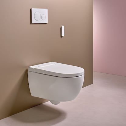 Modelo Alba de la gama Aquaclean diseñada por Behling. A la derecha el mando que activa el bidé.
