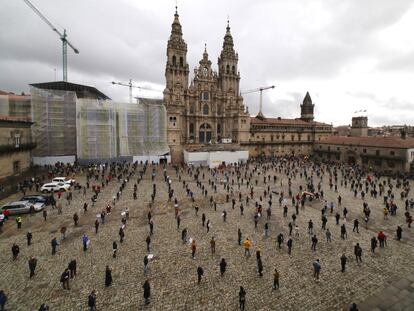 Protesta de los hosteleros de Santiago de Compostela por las restricciones impuestas por la Xunta.
