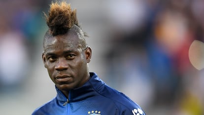 Mario Balotelli, antes de un amistoso con Arabia Saudí en 2018 con la selección italiana.