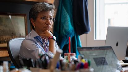 Claudia López, en su oficina en el centro de la capital, en octubre de 2022.