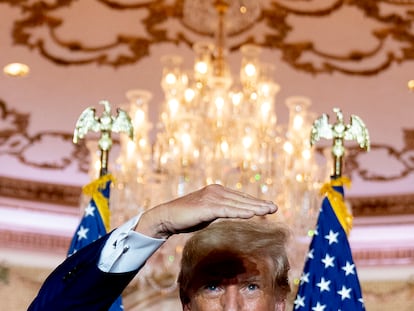 expresidente Donald Trump, en la fiesta que ofreció en su mansión de Mar-A-Lago para seguir los resultados de las elecciones en la noche del martes.