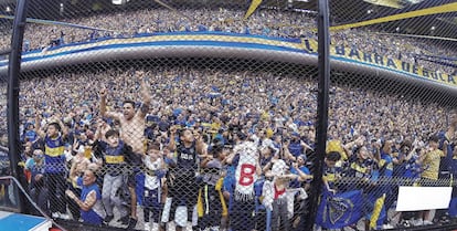 Torcedores do Boca Juniors durante jogo em Buenos Aires, do dia 11 de novembro.