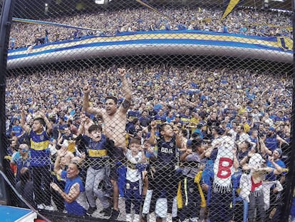 Torcedores do Boca Juniors durante jogo em Buenos Aires, do dia 11 de novembro.