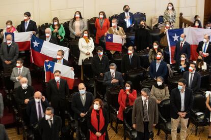 Chile: Constituyentes de derecha en el pleno de la Convención Constitucional