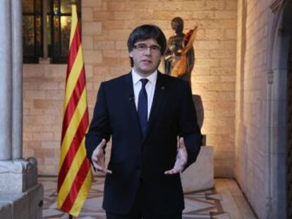 El president de la Generalitat reivindica la defensa de la llengua i la cultura catalanes durant la Diada de Sant Jordi