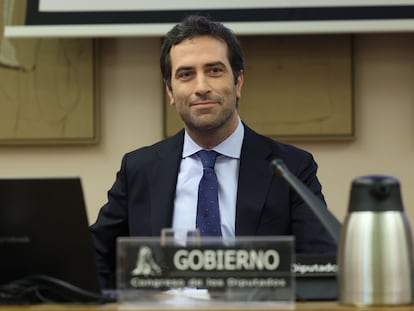 El Ministro de Economía, Comercio y Empresa, Carlos Cuerpo, en una reciente comparecencia en el Congreso.