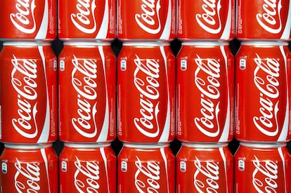 Coca-Cola dedica m&aacute;s de seis millones de d&oacute;lares al a&ntilde;o a actividades de presi&oacute;n, dice el estudio