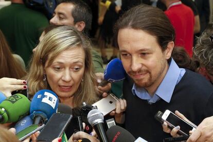 Victoria Rosell y Pablo Iglesias.