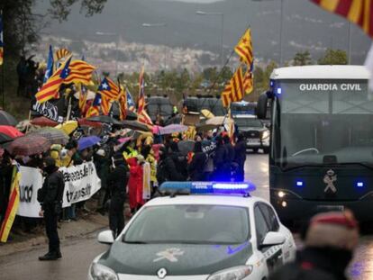 Protesta contra el traslado de los presos a Madrid por el inicio del juicio.