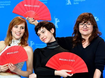 Da esq. para a dir., Natalia de Molina, Greta Fernández e Isabel Coixet na Berlinale