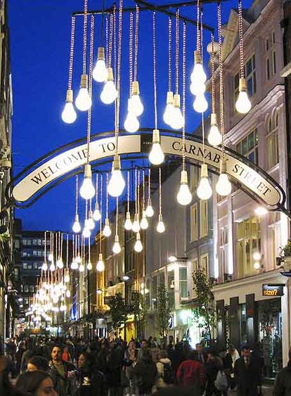 A partir del 26 de diciembre arranca en Londres el <i>fashion frenzy, </i>el frenesí por los chollos de las rebajas.