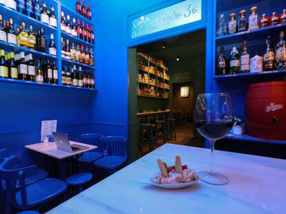 Bar de tapas La Colmada ubicado en la calle del Esp&iacute;ritu Santo, 19 de Madrid.