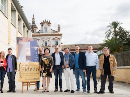 Intérpretes y directores de 'Fidelio' en el Teatro de la Maestranza.