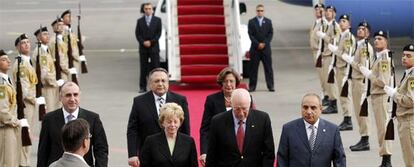 Dick Cheney, a su llegada a Baku, la capital azeirbayana.