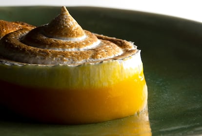 Tarta de limón de Lakasa, en una imagen del restaurante.