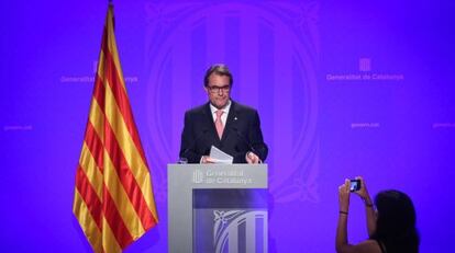 Artur Mas duant la roda de premsa del 5 d'agost.