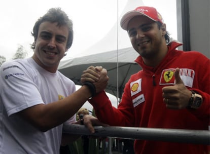 Alonso y Massa se saludan en Interlagos