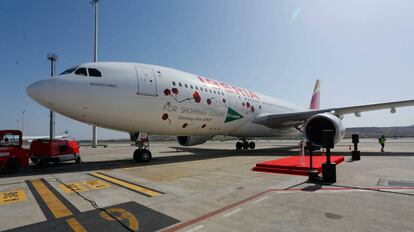 El avión del primer vuelo Madrid-Shanghái.