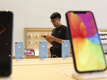 Apple recorta la producción de sus tres nuevos iPhone