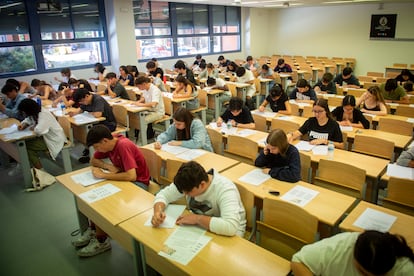 Pruebas de acceso a la universidad (EvAU) el pasado julio en la Universidad Complutense de Madrid.