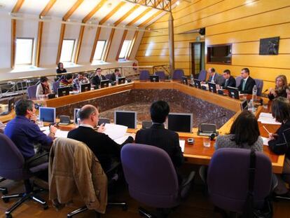 Primeros trabajos en comisión de las Juntas de Bizkaia sobre las enmiendas parciales a los Presupuestos.