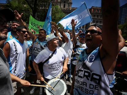 Las protestas contra las reformas económicas en Argentina, en imágenes