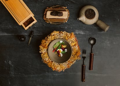 'Lengua de jabalí, setas silvestres y shoyu de huevo', del restaurante Oba. 