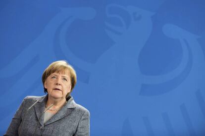 Angela Merkel anuncia que ha dado luz verde a la petici&oacute;n del presidente de Turqu&iacute;a, Recep Tayipp Erdogan, de abrir proceso contra el humorista Jan B&ouml;hmermann.