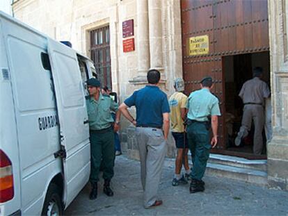 Narcotraficantes detenidos en la última redada, en los juzgados de El Puerto.