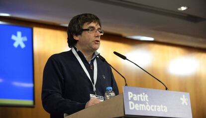 El presidente Carles Puigdemont, en el consejo nacional de PDECAT