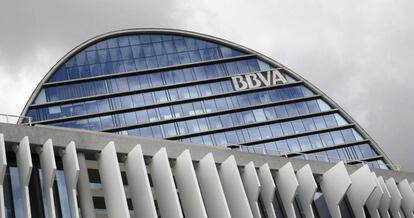 Fachada de la sede corporativa del BBVA.