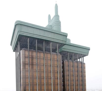 Estado actual de las Torres Colón con su emblemático "enchufe"