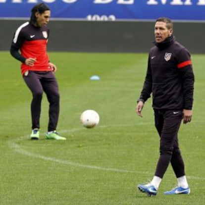 Simeone y Falcao, en un entrenamiento del Atlético