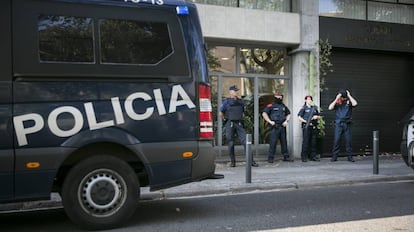 Una operaci&oacute;n de la Polic&iacute;a Nacional en Barcelona. 