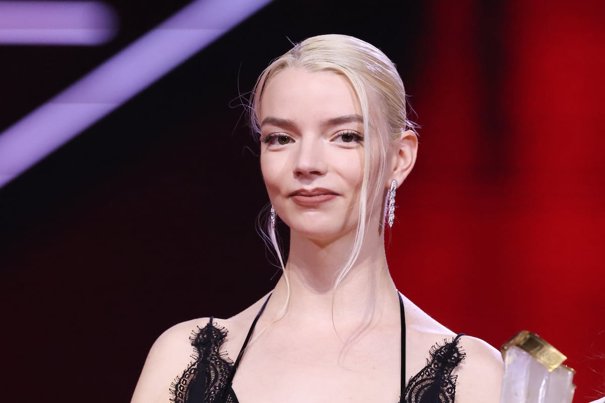 Condenan a tres años de prisión a uno de los ladrones que intentó entrar en la habitación de Anya Taylor-Joy