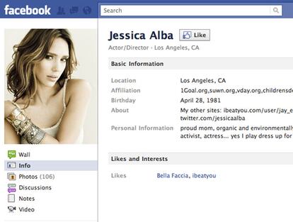 Jessica Alba Facebook