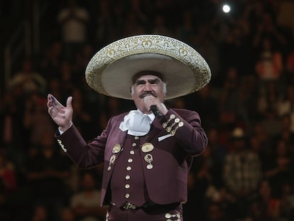 Vicente Fernández, en un concierto en 2013 en San José, California.