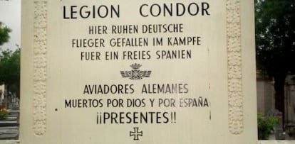 A tombstone to fallen German aviators in the Almudena cemetery.