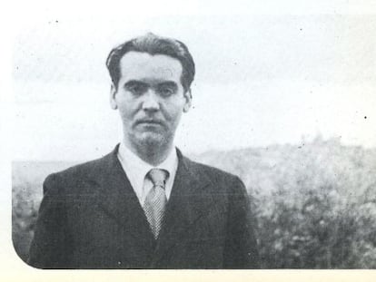 Federico García Lorca, fotografiado en los años treinta en El Cigarral.