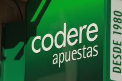 Cartel de un local de Codere.