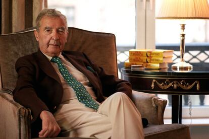 Dick Francis, en 2000 en Nueva York