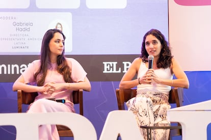 Fiorella Fabbri, gerente de comunicación corporativa de Google México, y Glenda Mitchel, gerente de políticas públicas de Meta México, profundizaron en la conversación sobre la desinformación en las redes sociales. 