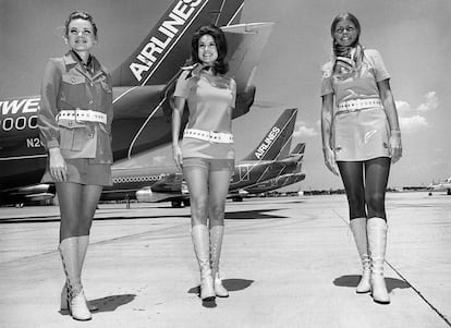 Azafatas de Southwest Airlines, al final de los sesenta. A bordo servían cócteles con nombres como ponche de pasión y poción de amor.