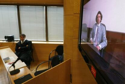 North American cyclist Tyler Hamilton testifies via videoconference in the Operation Puerto trial.